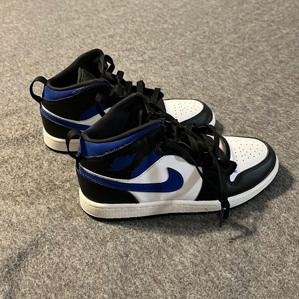 Girls Nike Sneakers